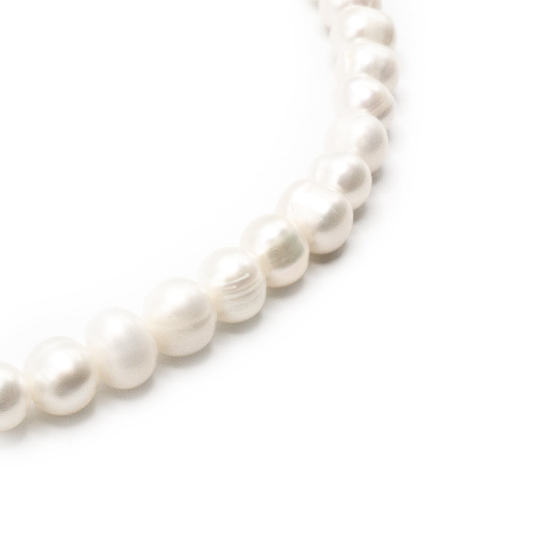 Grand Pearl Necklace